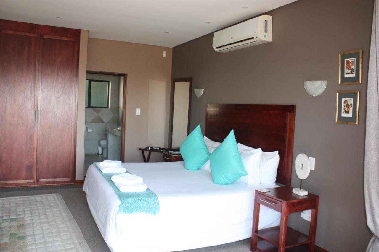 Over The Moon Guesthouse Йоганнесбурґ Екстер'єр фото