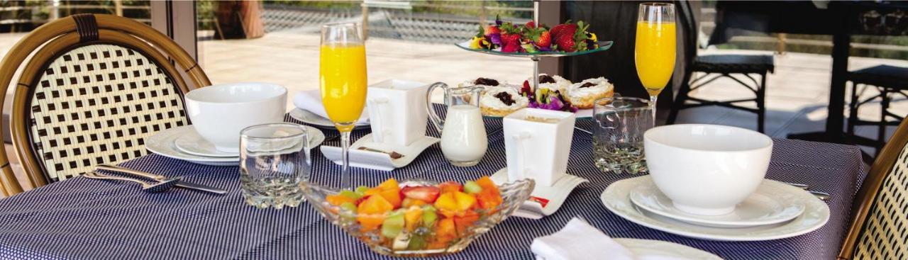 Over The Moon Guesthouse Йоганнесбурґ Екстер'єр фото